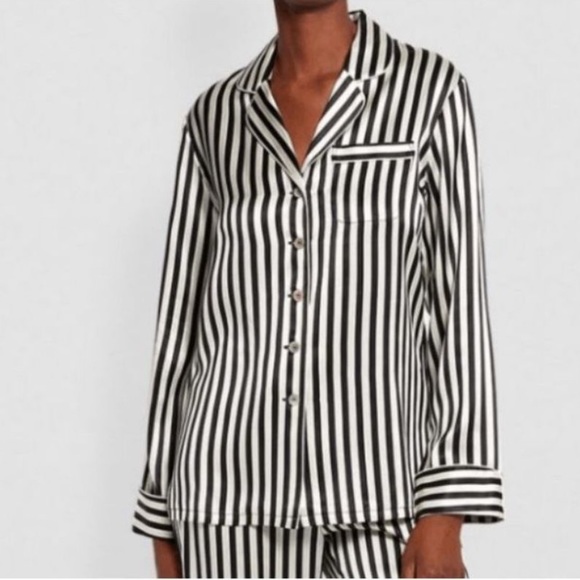 olivia von halle lila striped silk pajama top 🤍